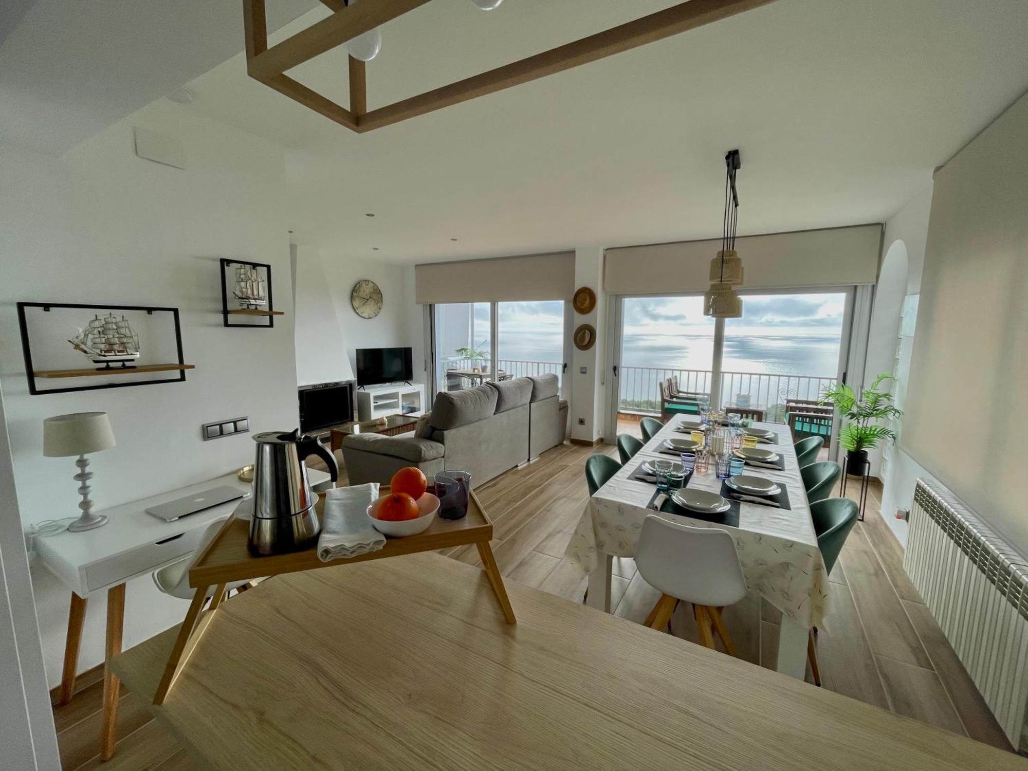 Seahomes Vacations, La Casa Blue Mediterranean Lifestyle Бланес Екстериор снимка