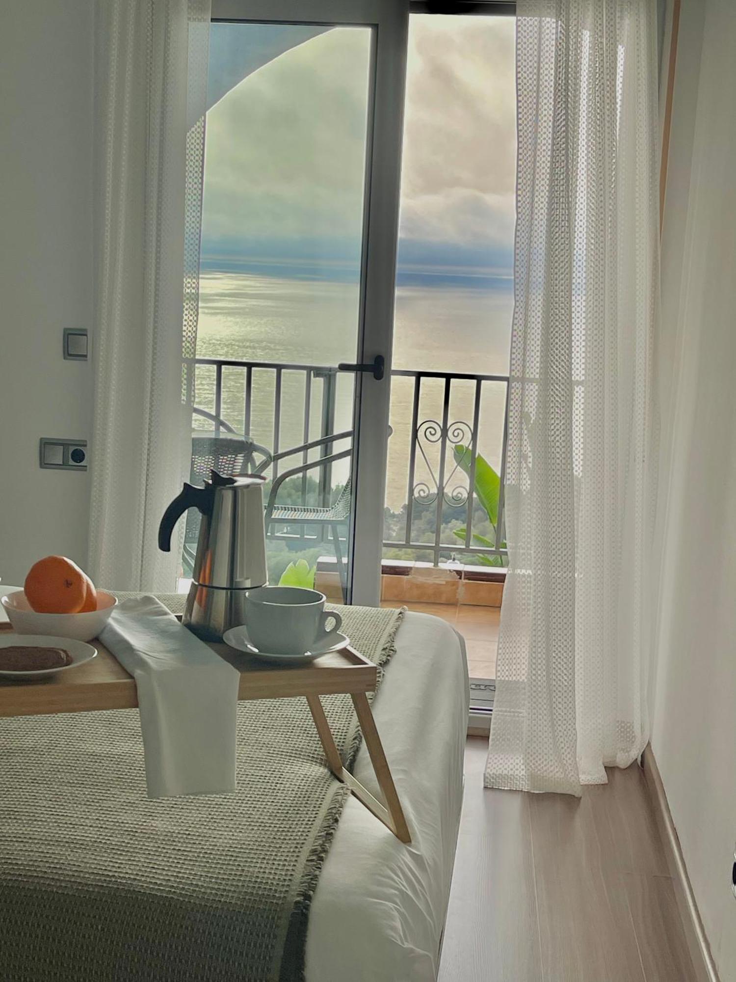 Seahomes Vacations, La Casa Blue Mediterranean Lifestyle Бланес Екстериор снимка