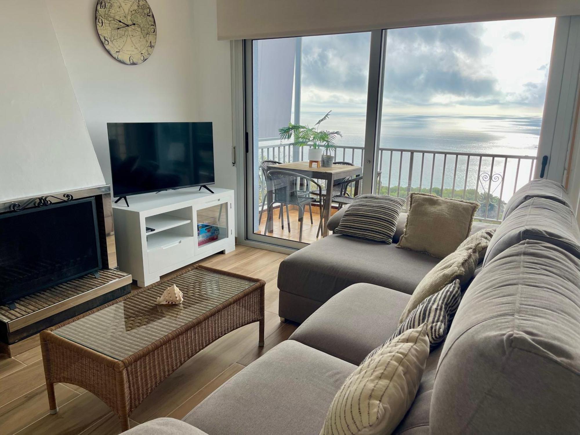 Seahomes Vacations, La Casa Blue Mediterranean Lifestyle Бланес Екстериор снимка
