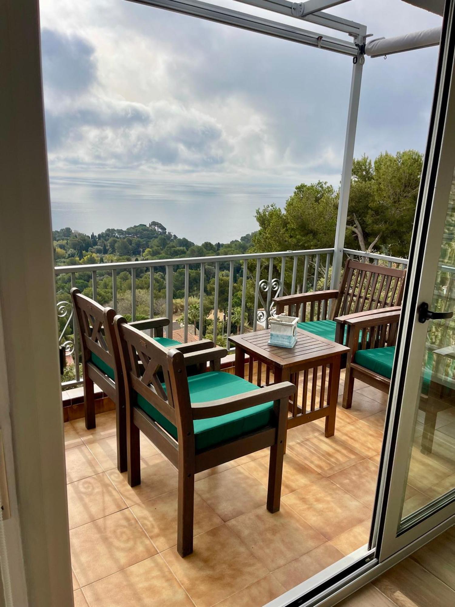 Seahomes Vacations, La Casa Blue Mediterranean Lifestyle Бланес Екстериор снимка