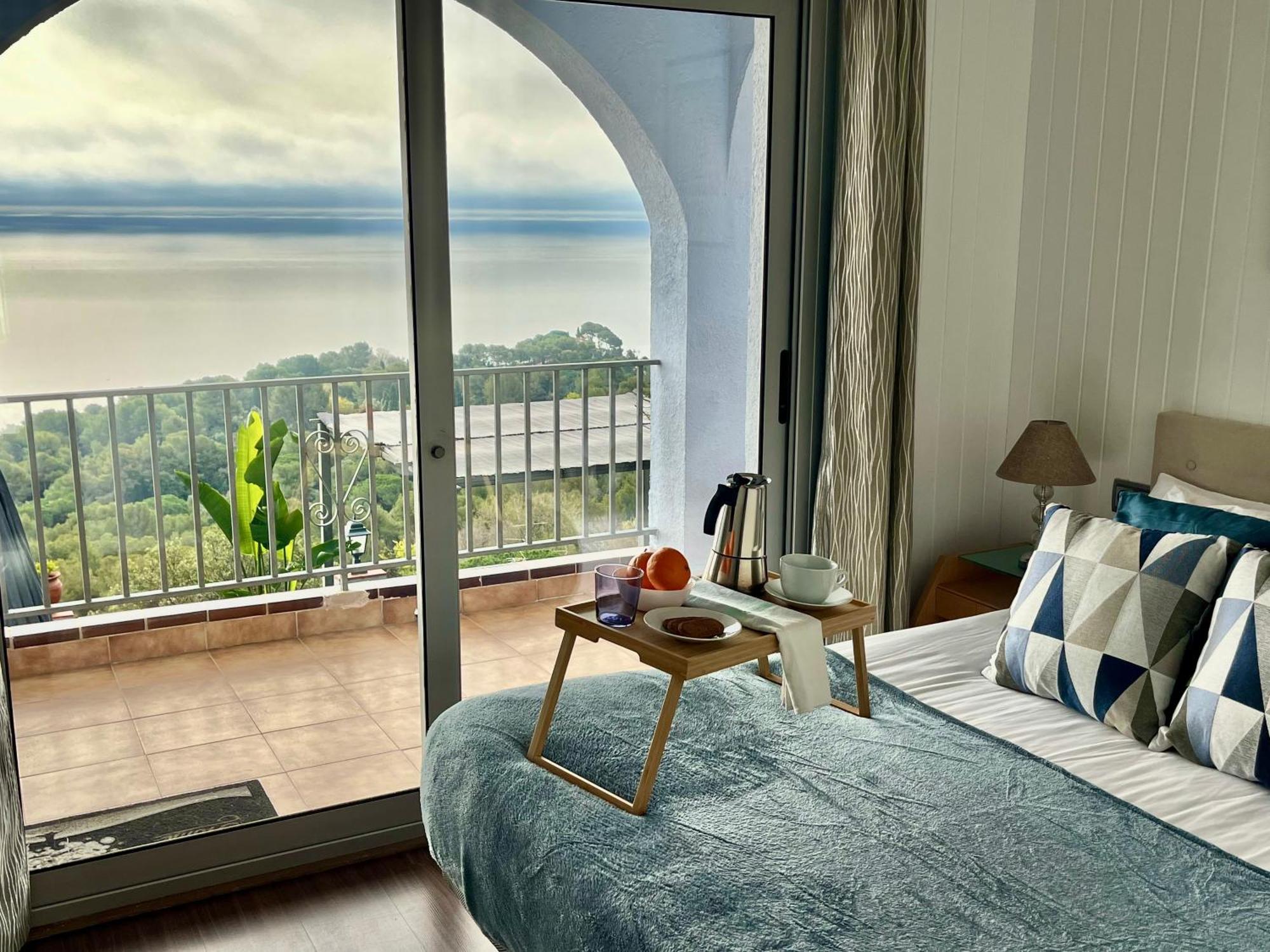 Seahomes Vacations, La Casa Blue Mediterranean Lifestyle Бланес Екстериор снимка