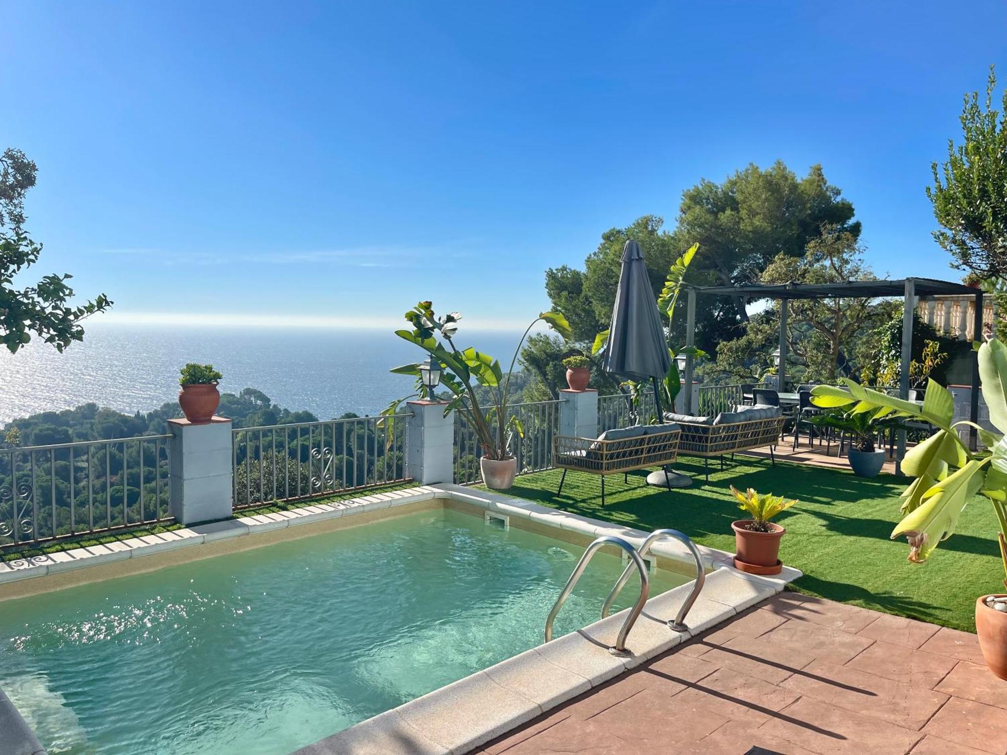 Seahomes Vacations, La Casa Blue Mediterranean Lifestyle Бланес Екстериор снимка